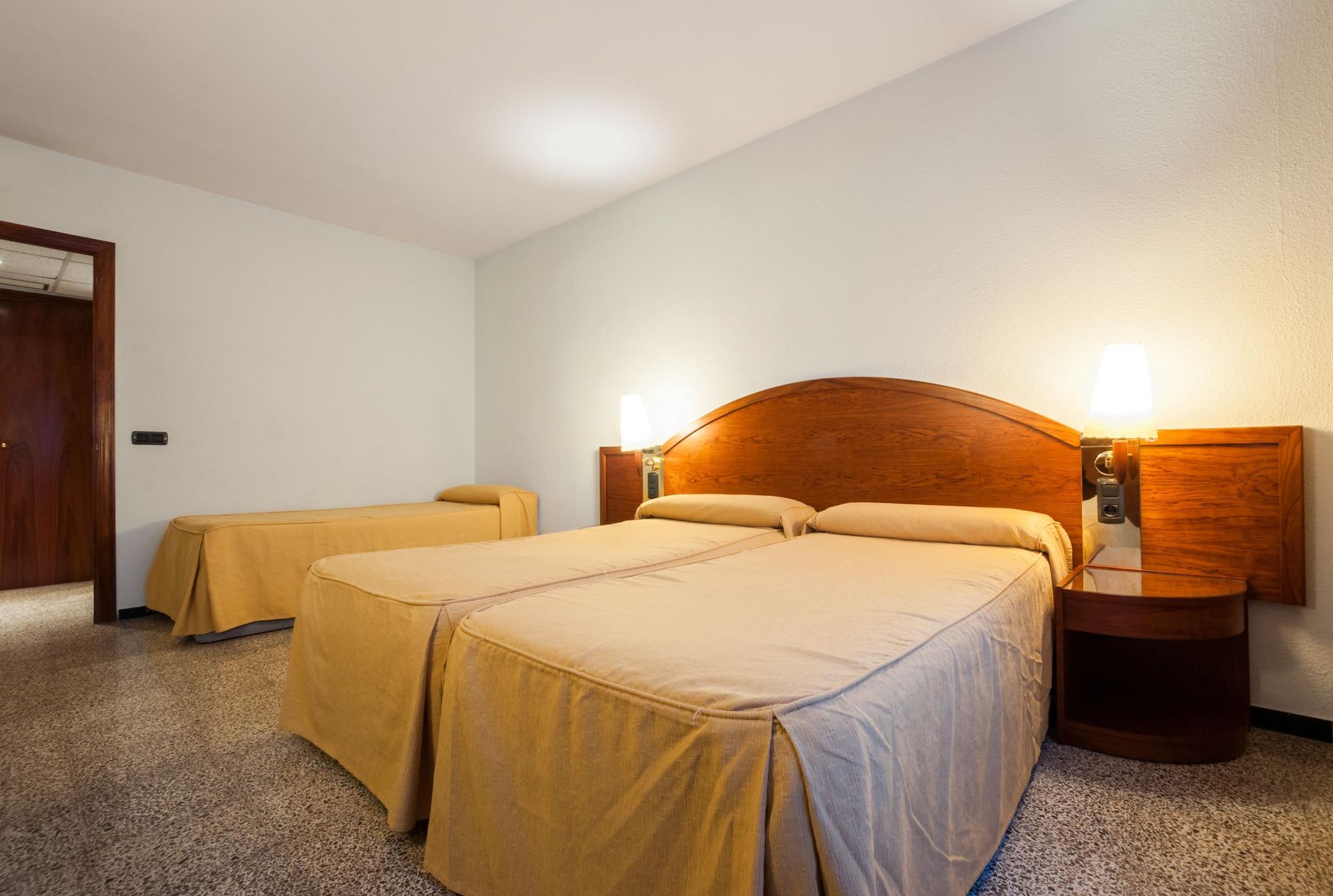 Hotel Gaudi Reus Zewnętrze zdjęcie