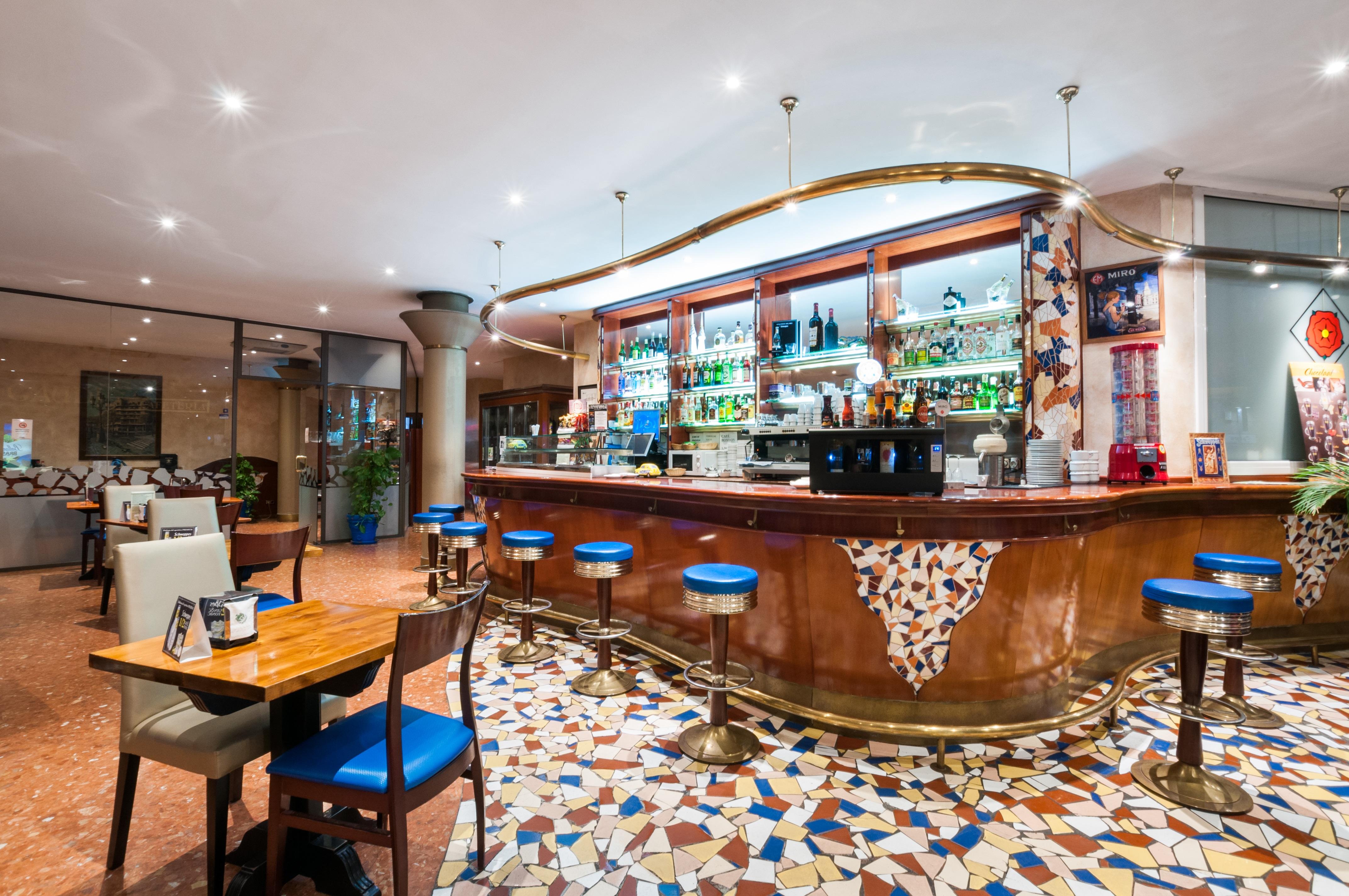 Hotel Gaudi Reus Zewnętrze zdjęcie